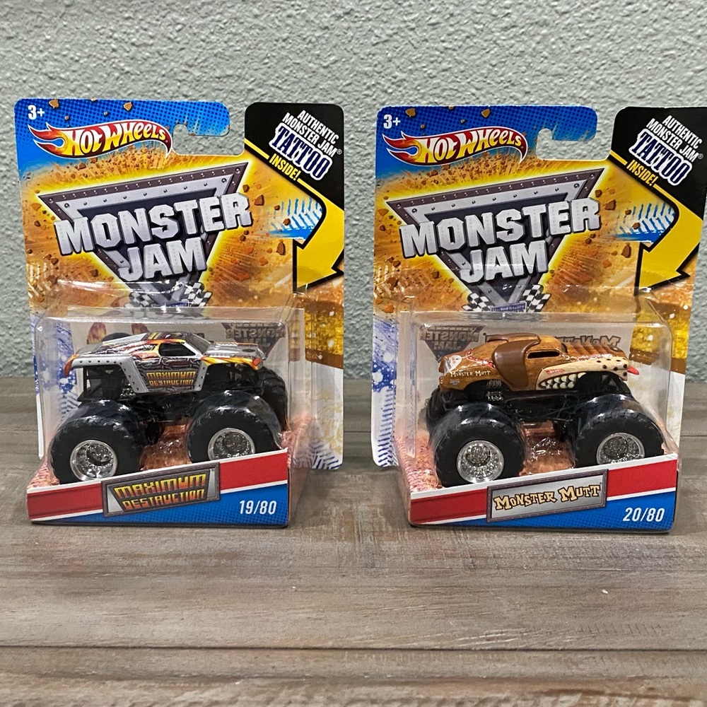 RARE 2010 HOT WHEELS MONSTER JAM TATTOO SET OF 2 BRAND NEW AND SEALED SET!!!
